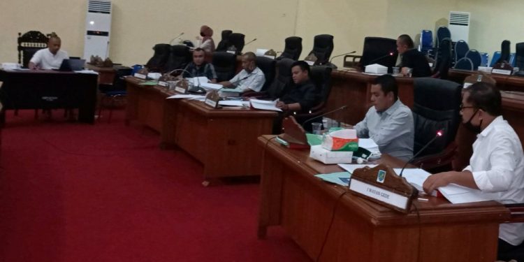 Pansus LKPJ Kepala Daerah Bolmong Keluarkan Rekomendasi Paripurna Penetapan