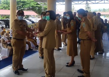 Adul Pemenang ASN Teladan Kategori Pejabat Administrator Bolmong