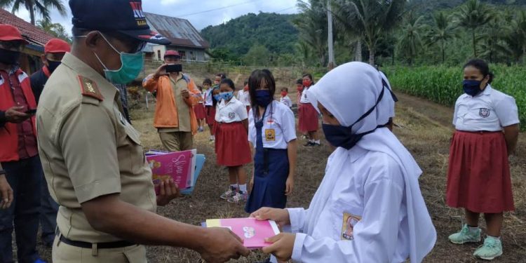 Diseminasi Pendidikan Daerah Terpencil Pomoman-Poigar