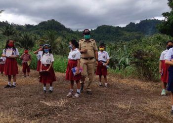 Guru Daerah Terpencil Diperhadapkan Kasus Drop Out