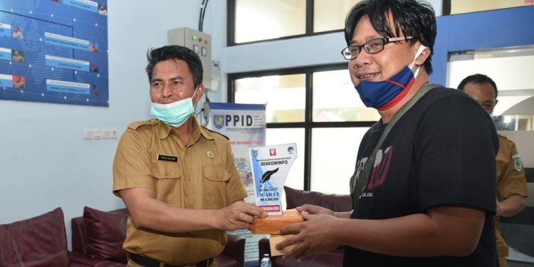 Lomba Menulis Feature Wartawan Bolmong Sukses