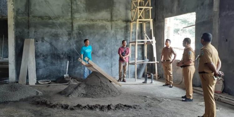 Tahlis Tinjau Pembangunan Gedung Perkantoran