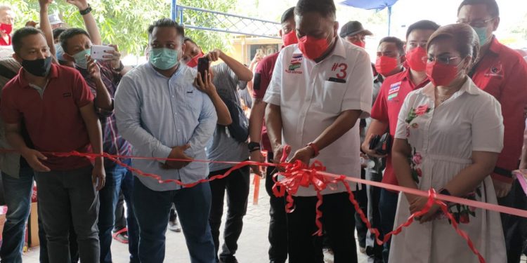 Olly-Steven Resmikan Sekretariat YSM Center