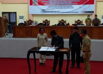 DPRD Bolmong Tetapkan Ranperda APBD 2021