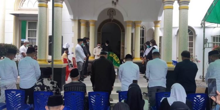 Suasana Duka Selimuti Keluarga Besar DPRD Bolmong