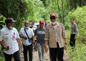 Bupati Iskandar Tinjau Lokasi Pembangunan Air Bersih Milangodaa