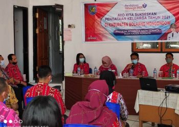 Sekda Tahlis Buka Sosialisasi Pendataan Keluarga