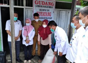 Bantuan Pengisian Lumbung Pangan Bolmong Diserahkan