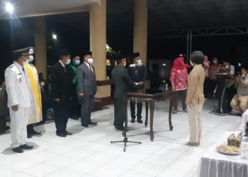Serah Terima Jabatan dan Penandatangan Pakta Integritas Pejabat Daerah