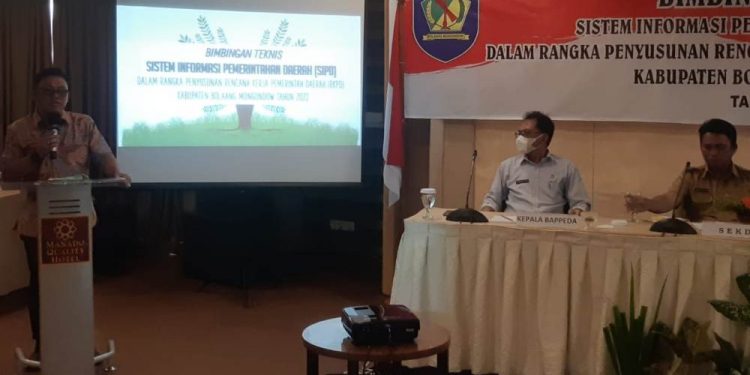 Ketua dan Anggota DPRD Bolmong Hadiri Bimtek SIPD Perencanaan