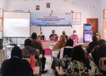 BPOM Manado Gandeng Diknas Bolmong Bimtek KPJAS