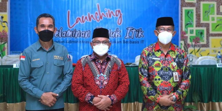 Pelaminan Induk Itik Milik Santoro Resmi di Lounching, Urus Administrasi Kependudukan di Bolmut Cukup di Whatsapp Aja