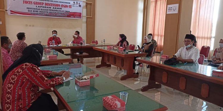FGD Laporan Akhir Penyusunan Kajian Pengembangan UMKM dan Home Industri Bolmong Digelar