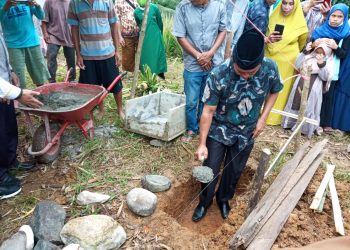 Peletakan Batu Pertama Pembangunan Asrama Putra Ponpes Daarul Ikhlas Digelar