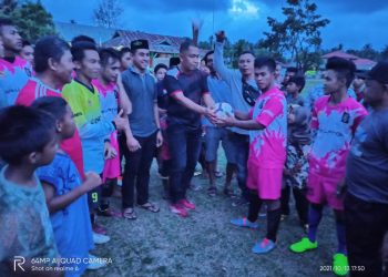 Donny Pangau Blusukan Lagi, Kali Ini 3 Desa Kecipratan Fasilitas Olah Raga