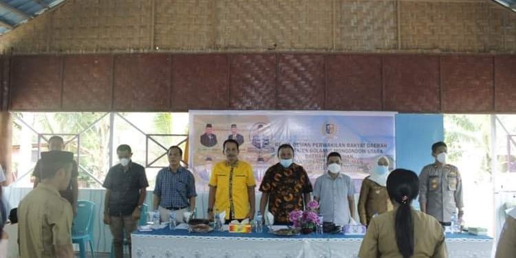 Pimpinan dan Anggota DPRD Bolmut Kembali “Turun Gunung” di Dapil Satu