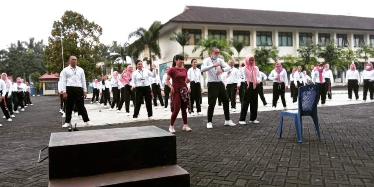 Kebugaran Fisik Peserta Diklat Latsar Bolmong Dioptimalkan Dengan Senam Aerobik