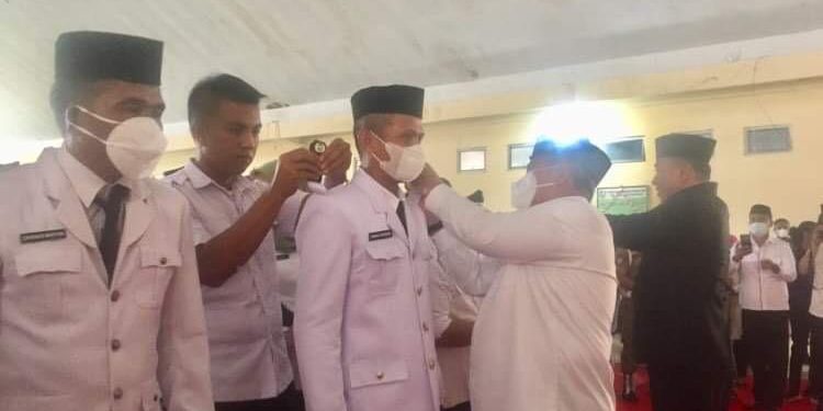 Mantan THL Dinas PUPR Bolmut Ini Resmi Jabat Sangadi Desa Bigo