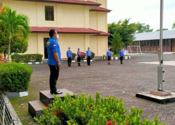 Peserta Diklat CPNS Bolmong Mengikuti Upacara Bendera Peringatan Hari Sumpah Pemuda