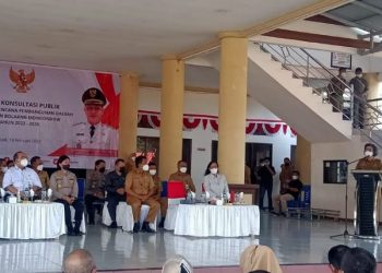 Bupati Yasti Buka Forum Konsultasi Publik