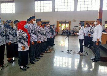 Bupati Yasti Kukuhkan Pengurus PGRI Bolmong Periode 2021-2025