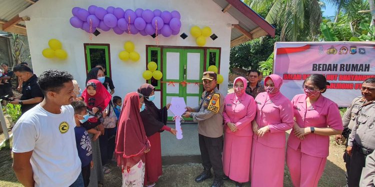 Begini Tampak Rumah Warga Bolangitang Barat Yang di Sulap Kapolres Bolmut