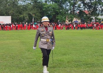 Mengenal AKP Herdi Manampiring Komandan Upacara HUT Kemerdekaan Ke-77 di Bolmut