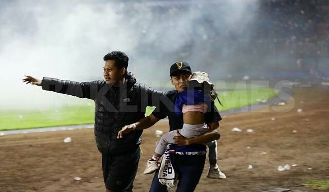 Buntut Tragedi Kanjuruhan, Jokowi Setop Liga 1