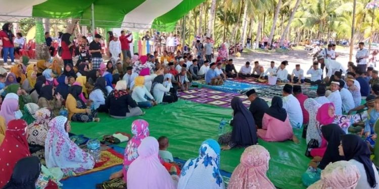 Pj Bupati Limi Mokodompit Hadiri Kegiatan Mandi Safar