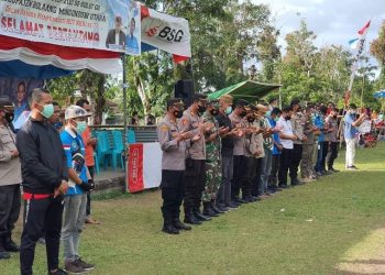 Di KNPI Cup, Kapolres Bolmut Doa Bersama Untuk Korban Kanjuruhan