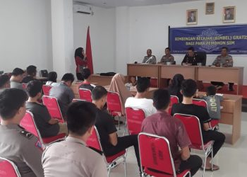 Polres Bolmut Beri Bimbel Gratis Bagi Pemohon SIM