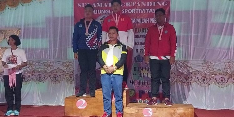 Porprov ke XI 2022 : Cabang Olahraga Tolak Peluru, Atlit Boltim Sumbang Medali Perak
