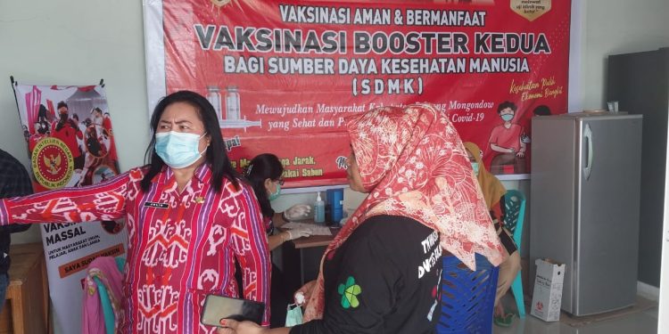 Dinkes Bolmong Gelar Vaksinasi Booster Kedua bagi Sumber Daya Kesehatan Manusia