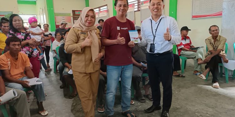 204 Warga Pangian Terima Kartu Tani