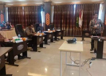 Kepala BKPP Penutup Presentase Makalah Peserta Job Fit Bolmong