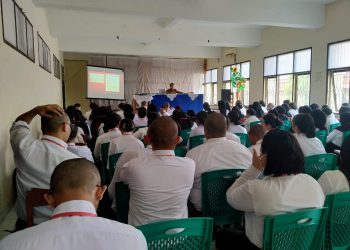 Sekda Bolmong Sampaikan Materi Latsar Smart ASN