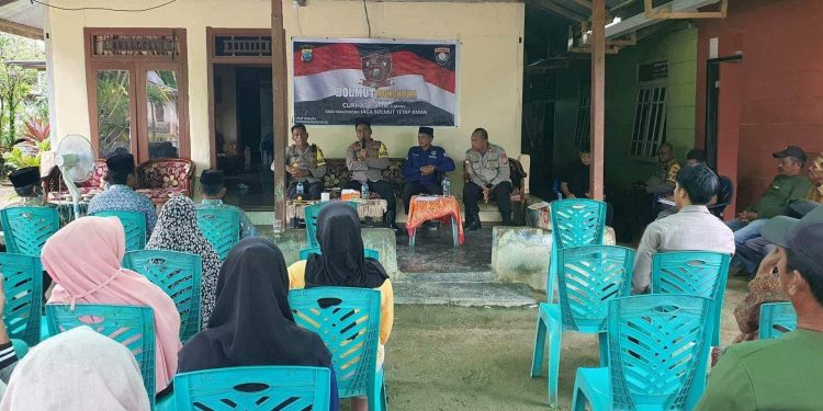 Di Jumat Curhat, Kapolres Bolmut Dengar Keluhan Masyarakat