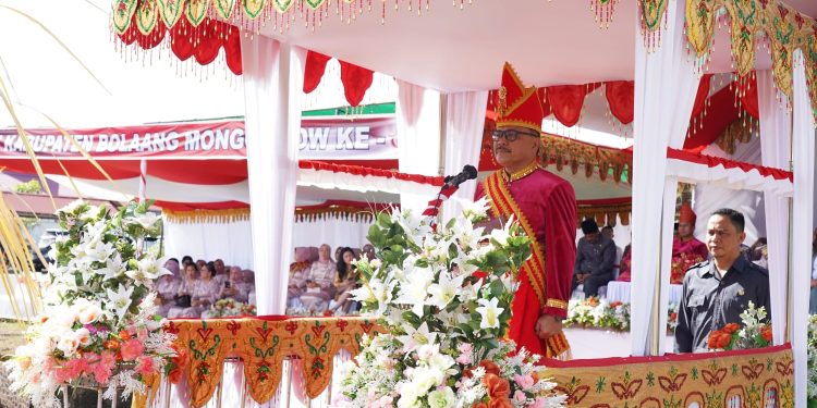 Baju Adat Bolmong Hiasi Perayaan HUT ke 69