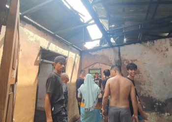 Rumah Milik Warga Desa Inomunga Dilalap Si Jago Merah