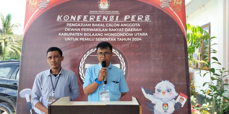 Sempat Dikembalikan, Akhirnya KPUD Bolmut Terima Berkas 20 Bacaleg Partai Gelora