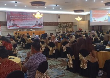 Limi Buka Penguatan Literasi Menulis Guru SD-SMP se-Bolmong 