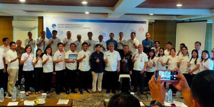 Kominfo Bolmong Berhasil Dapat Reward Kemenpan RB