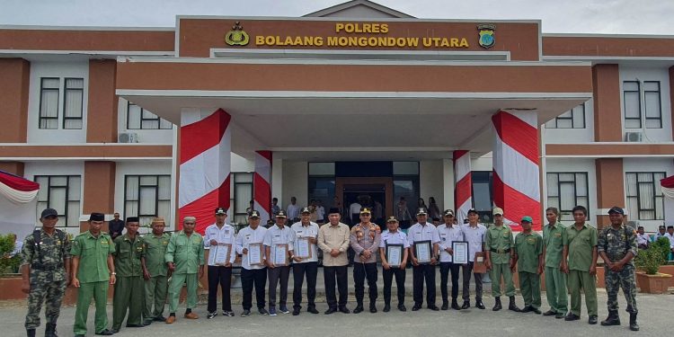 Depri Pontoh Pimpin Apel Satkamling Polres Bolmut