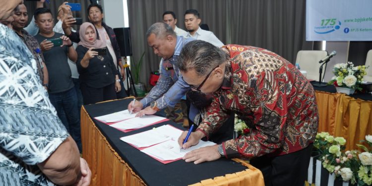 Pemda Bolmong Teken MoU Bersama BPJS Ketenagakerjaan