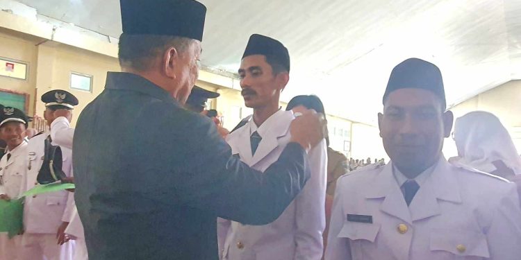 Dilantik Bupati Bolmut, Abdul Safar Van Gobel Sangadi Termuda Dan Masih Bujang