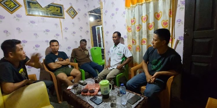 Jamin Unras Berjalan Aman, Intelkam Polres Bertemu Masyarakat Desa Sangkub Dua