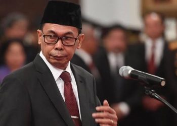Putra Bolmut Ditunjuk Sementara Jokowi Gantikan Firli Bahuri di KPK 