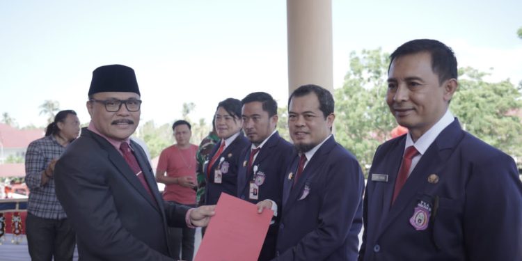 Penjabat Bupati Bolmong Launching Aplikasi SIPAMONG 