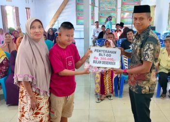 45 Kepala Keluarga Desa Bigo, Terima Bantuan BLT Tahap Akhir 2023 