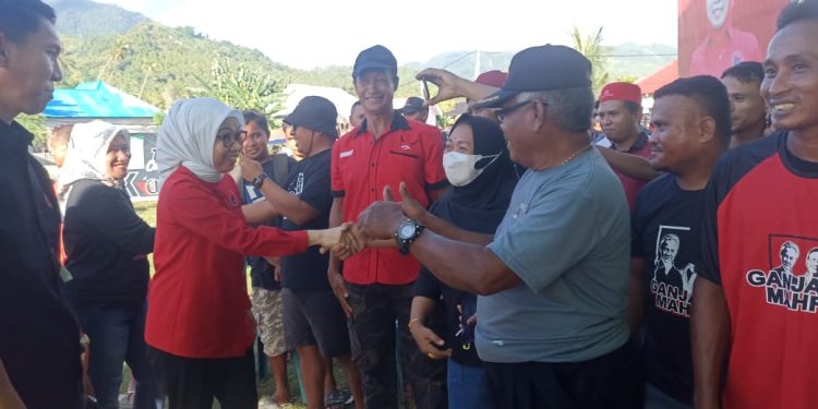 Warga Posigadan Bolsel Ikrarkan Dukungan YSM Ke DPR RI